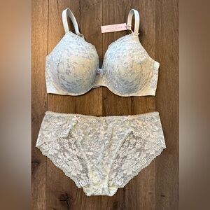 NWT Victoria’s Secret VS Body by Victoria Lace Bra and Panty Set Size 38 DDD XL